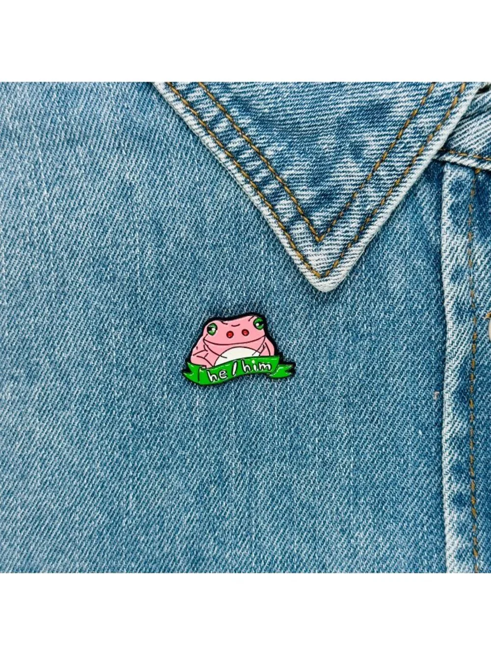 ⭐Oz Pink Frog Alloy Pins Cartoon Cute Animal Enamel Brooch He/Him New